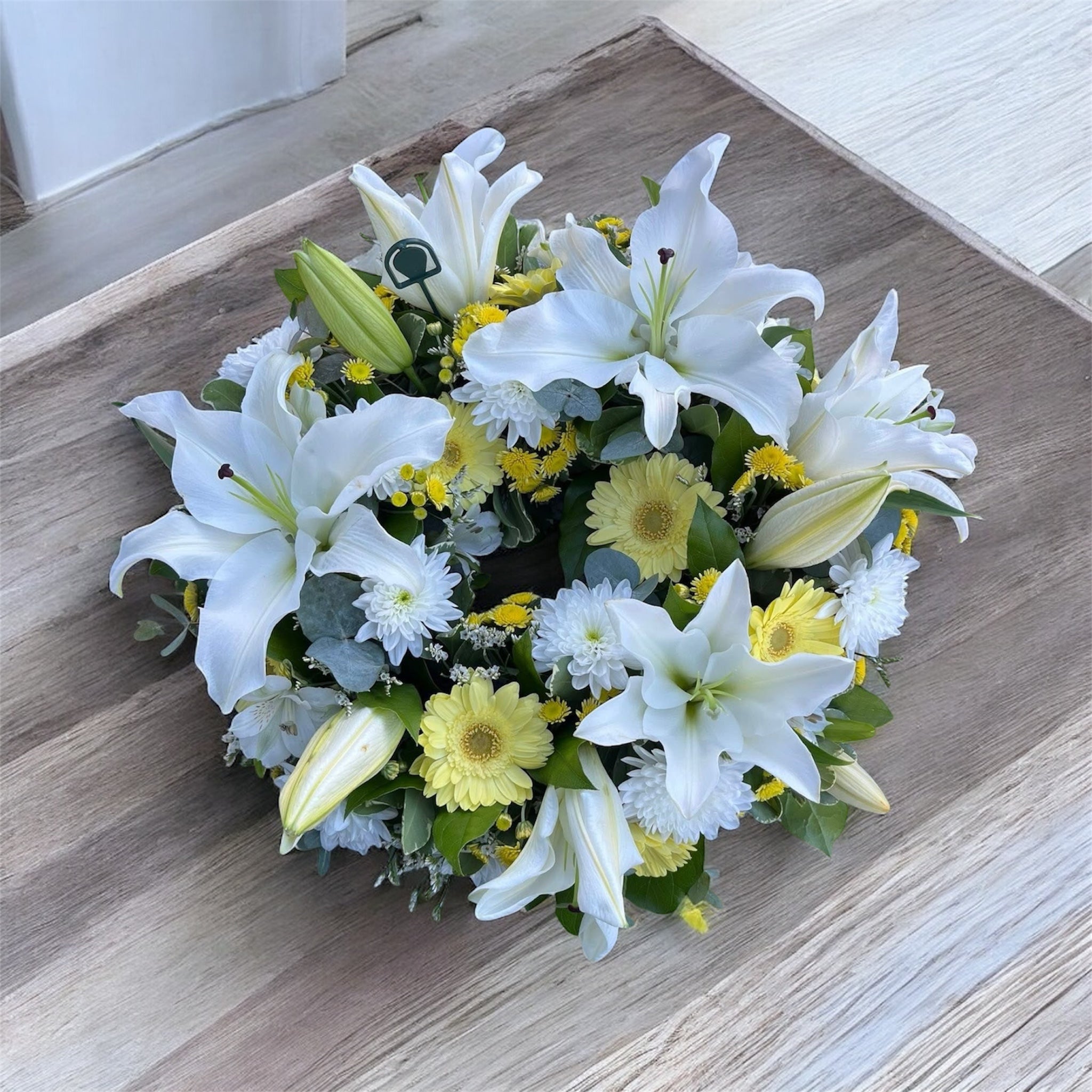 Circle of Light Wreath